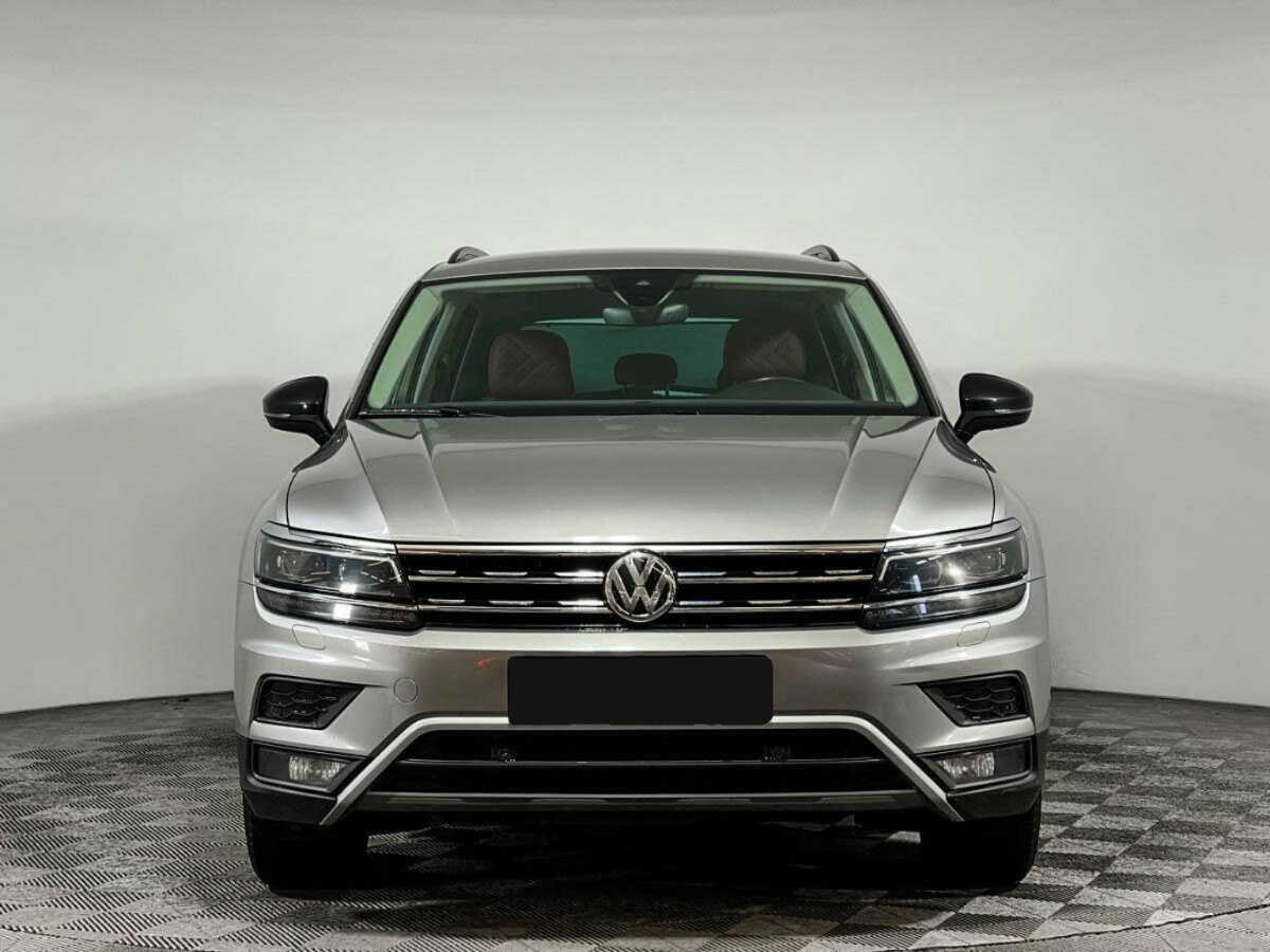 Volkswagen Tiguan, 2019 Фото №2
