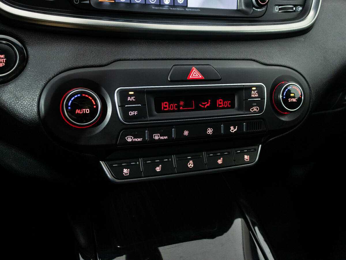 Kia Sorento, 2018 Фото №18