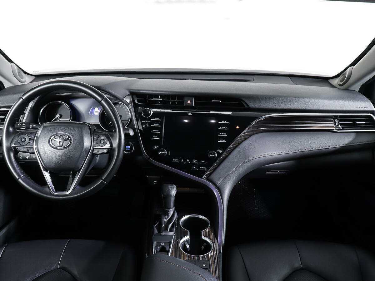 Toyota Camry, 2021 Фото №12
