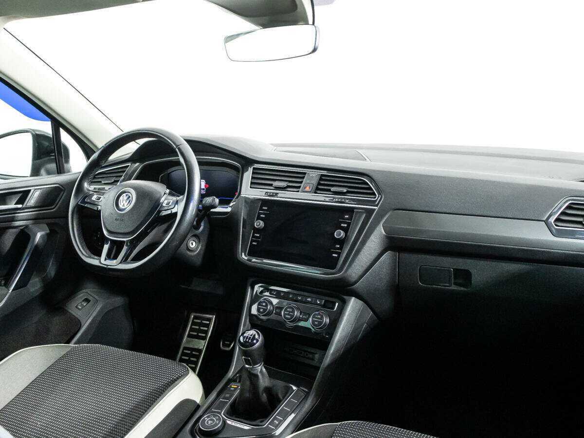Volkswagen Tiguan, 2019 Фото №9