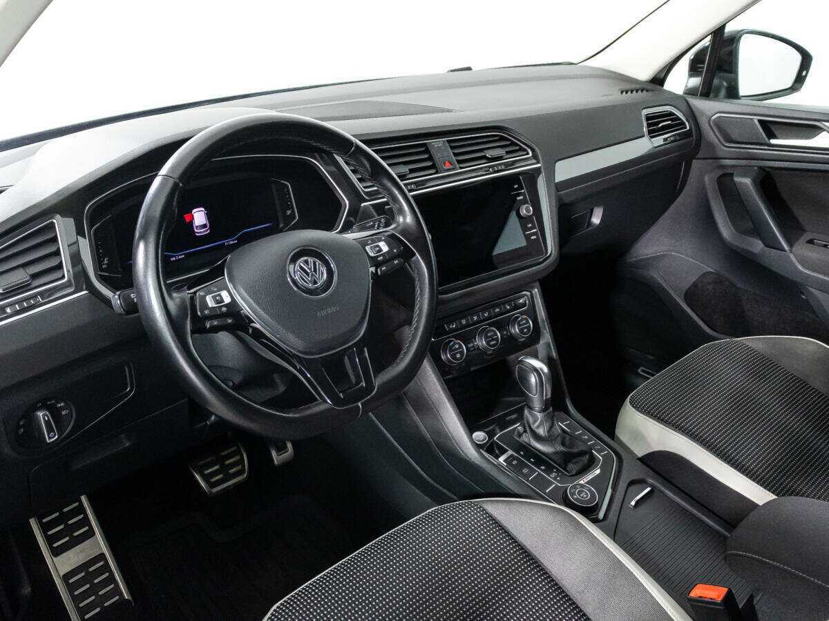 Volkswagen Tiguan, 2020 Фото №11