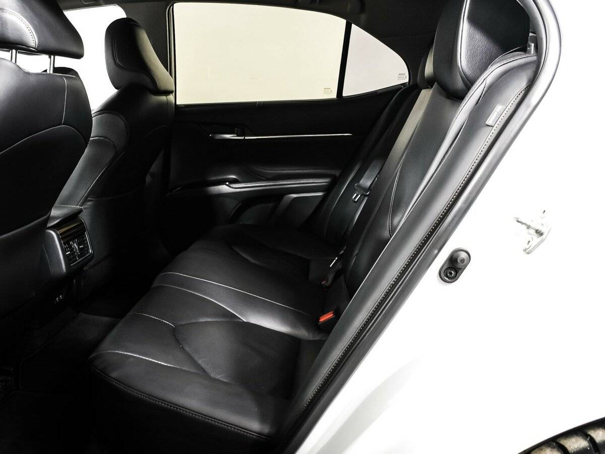 Toyota Camry, 2019 Фото №13