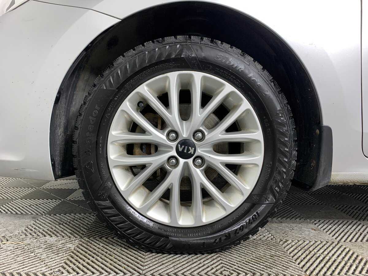 Kia Rio, 2018 Фото №9