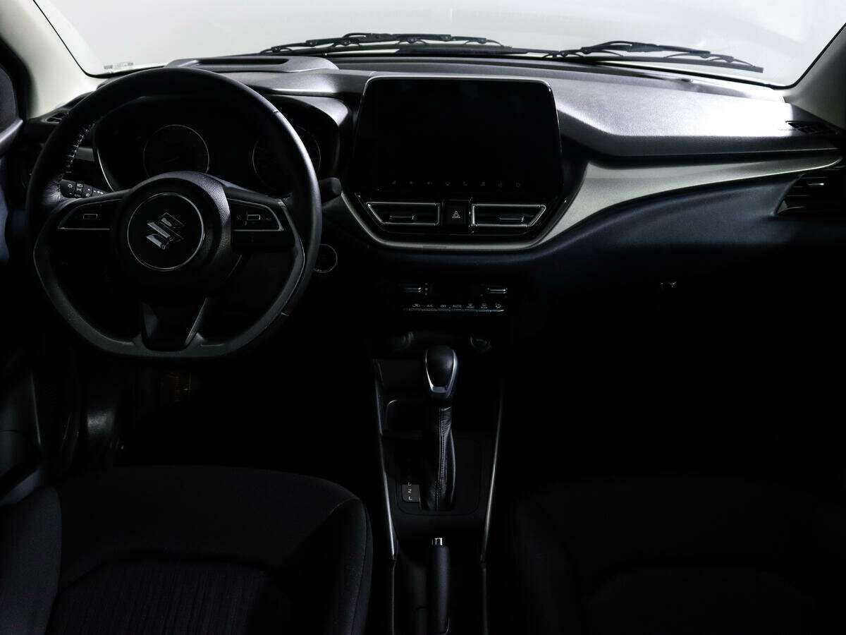 Suzuki Baleno, 2022 Фото №12