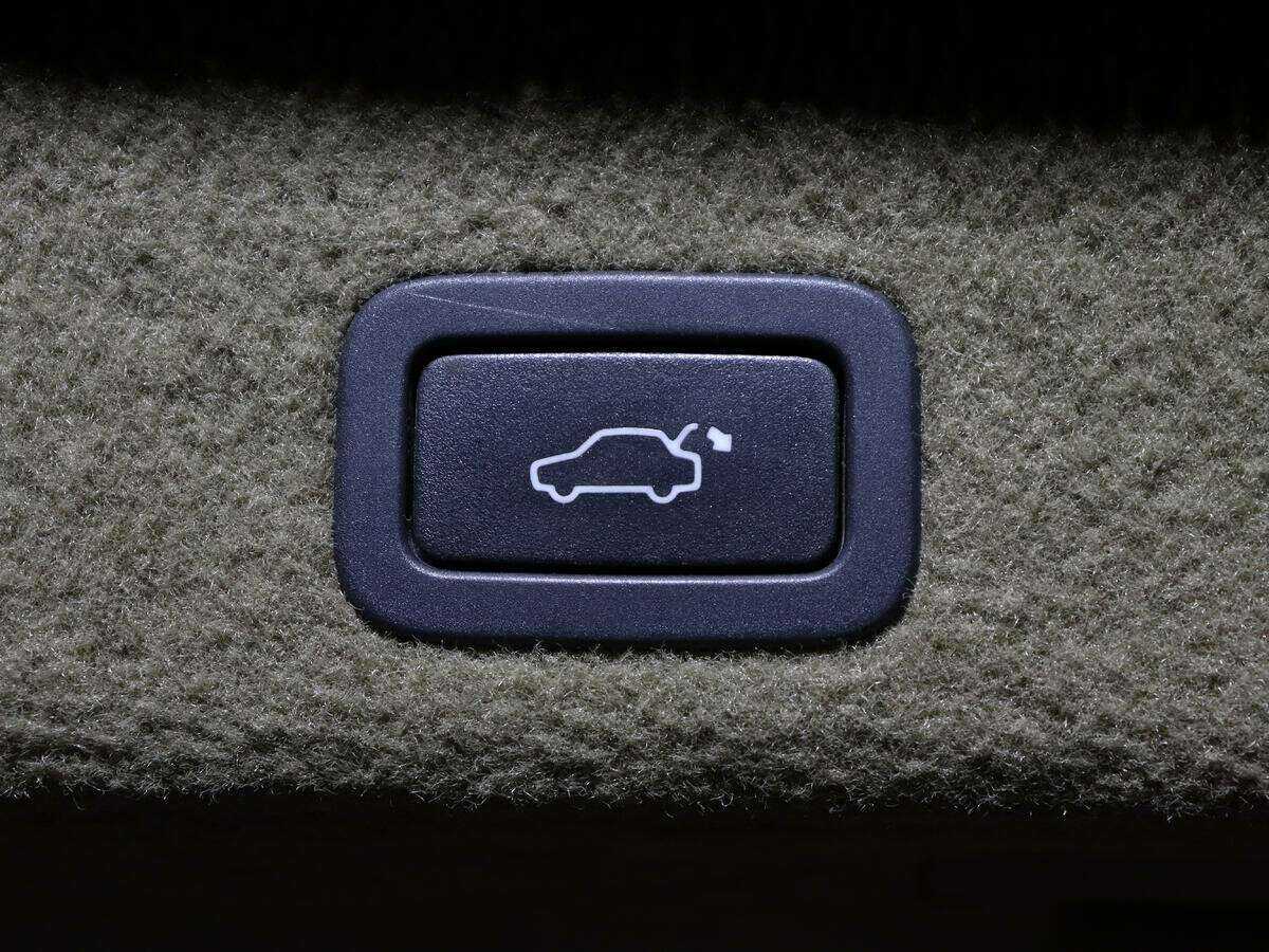 Volvo XC70, 2012 Фото №15