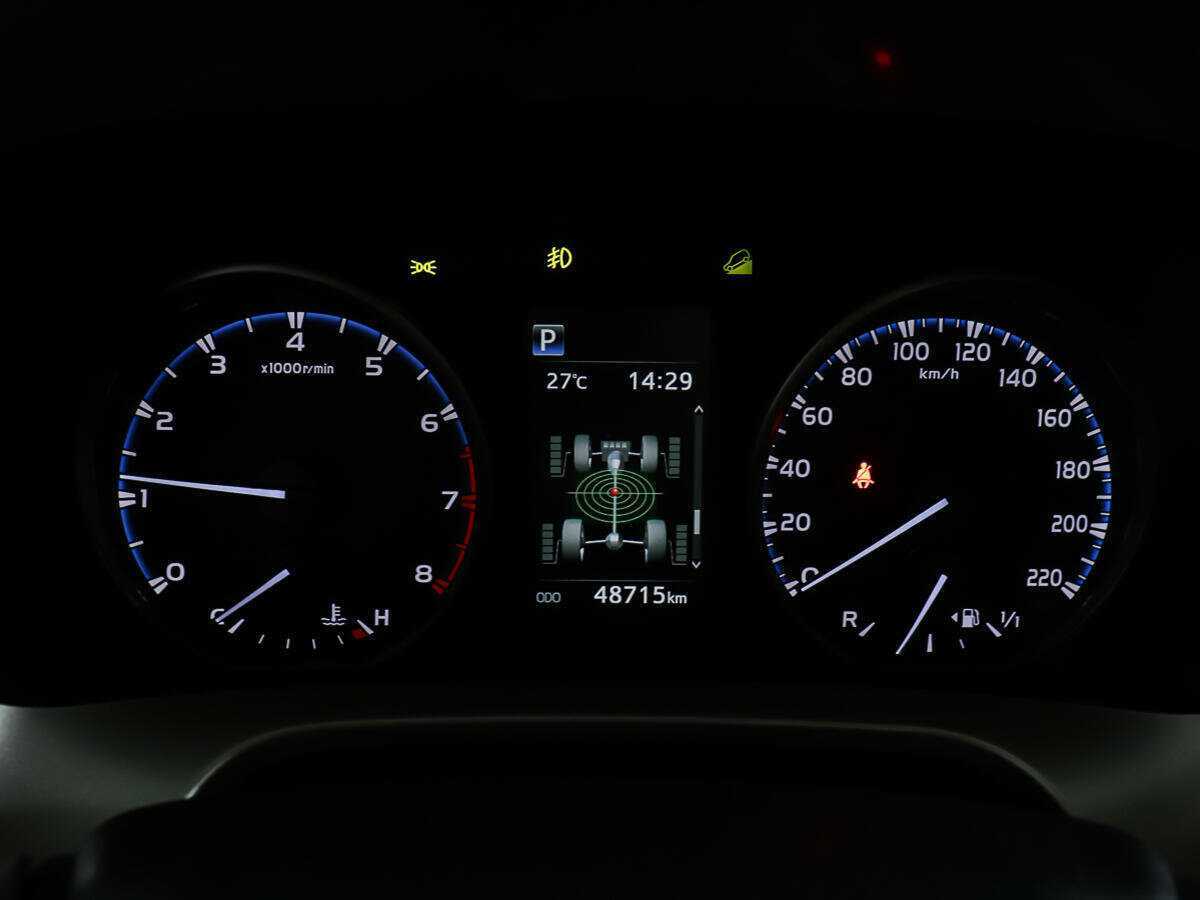 Toyota RAV4, 2018 Фото №13