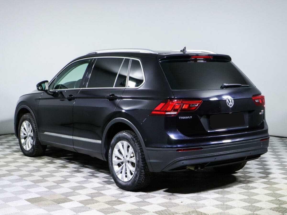 Volkswagen Tiguan, 2018 Фото №6