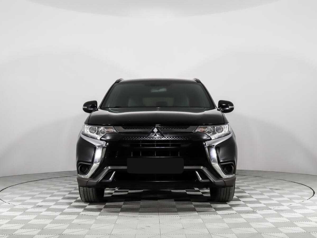 Mitsubishi Outlander, 2021 Фото №2