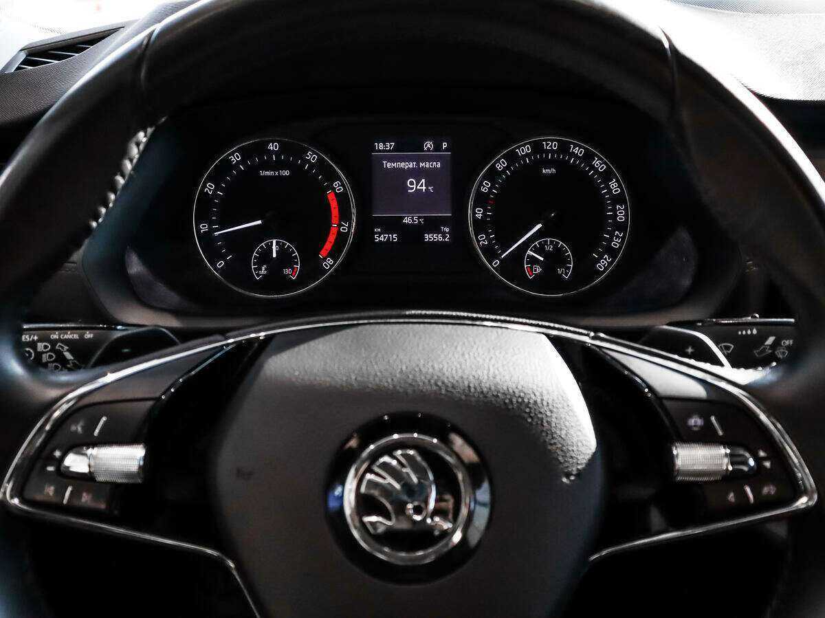 Skoda Octavia, 2021 Фото №16