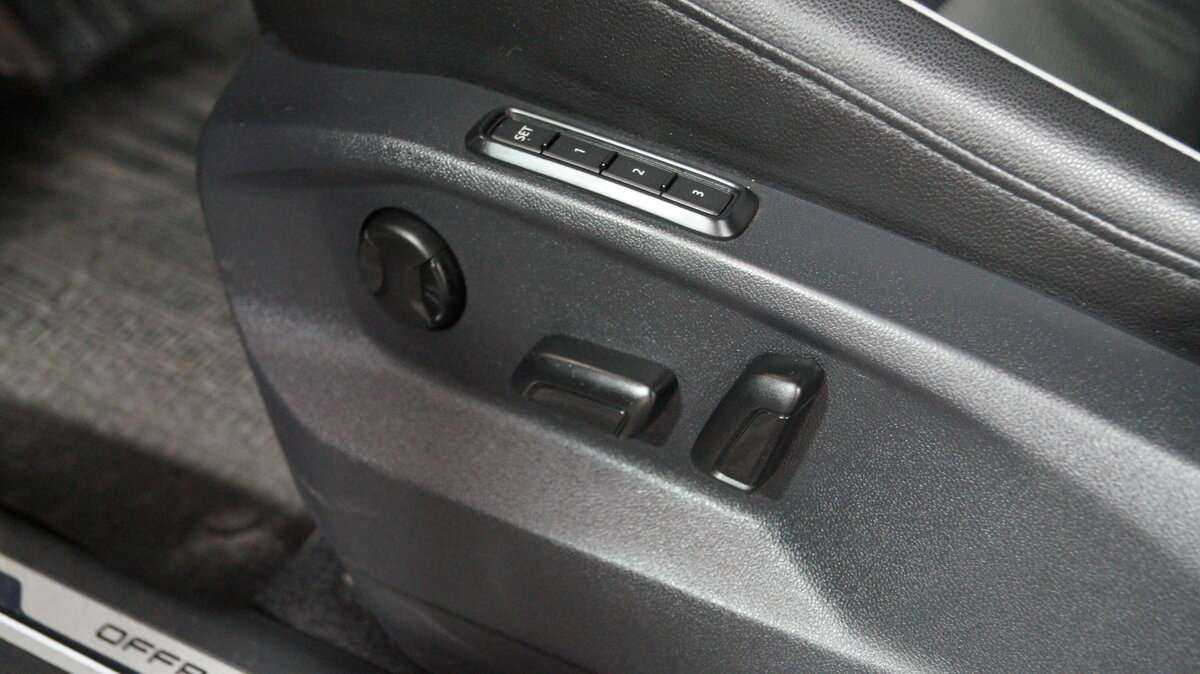 Volkswagen Tiguan, 2018 Фото №20