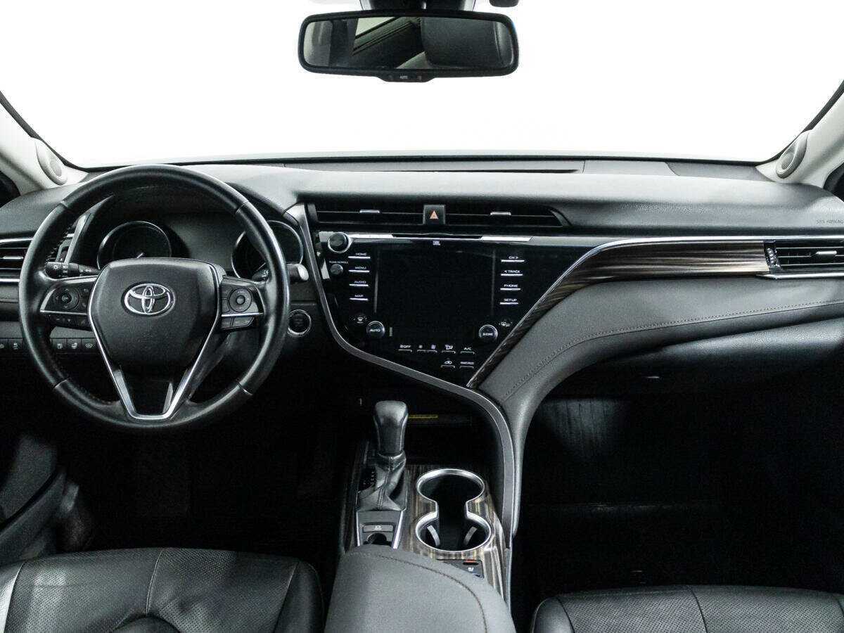 Toyota Camry, 2018 Фото №13