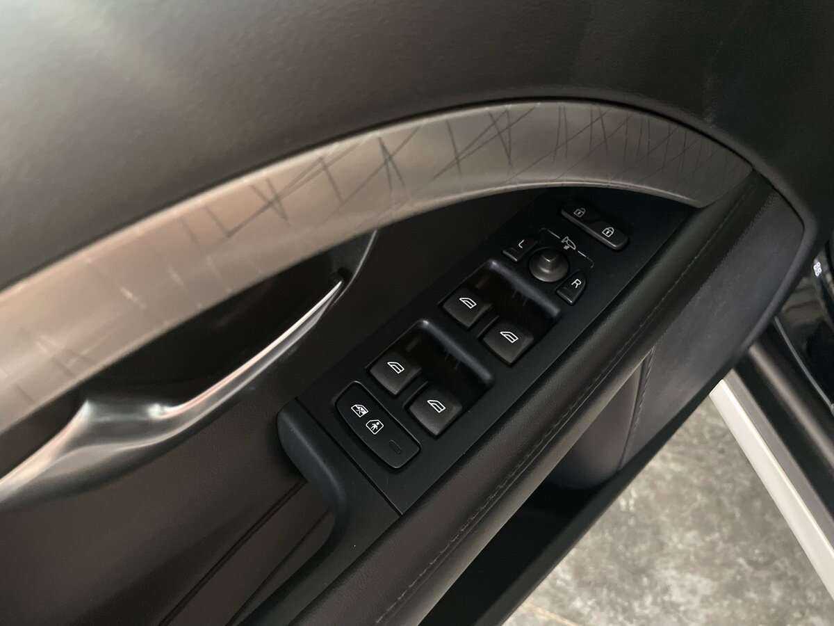 Volvo XC70, 2012 Фото №28