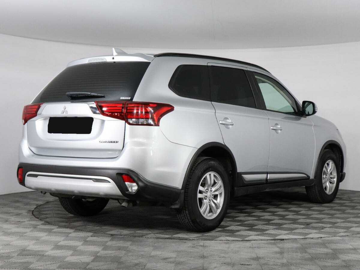 Mitsubishi Outlander, 2022 Фото №5