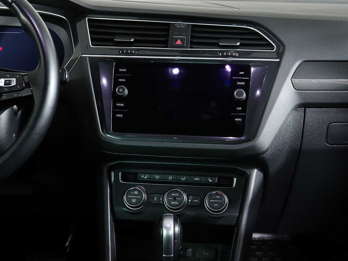 Volkswagen Tiguan, 2017 Фото №12