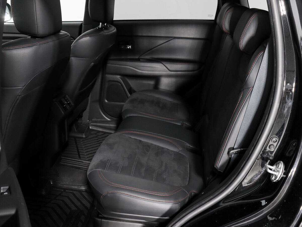 Mitsubishi Outlander, 2020 Фото №14
