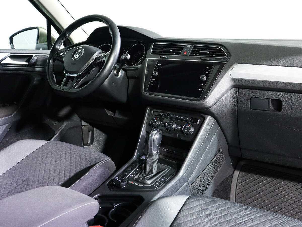 Volkswagen Tiguan, 2017 Фото №7