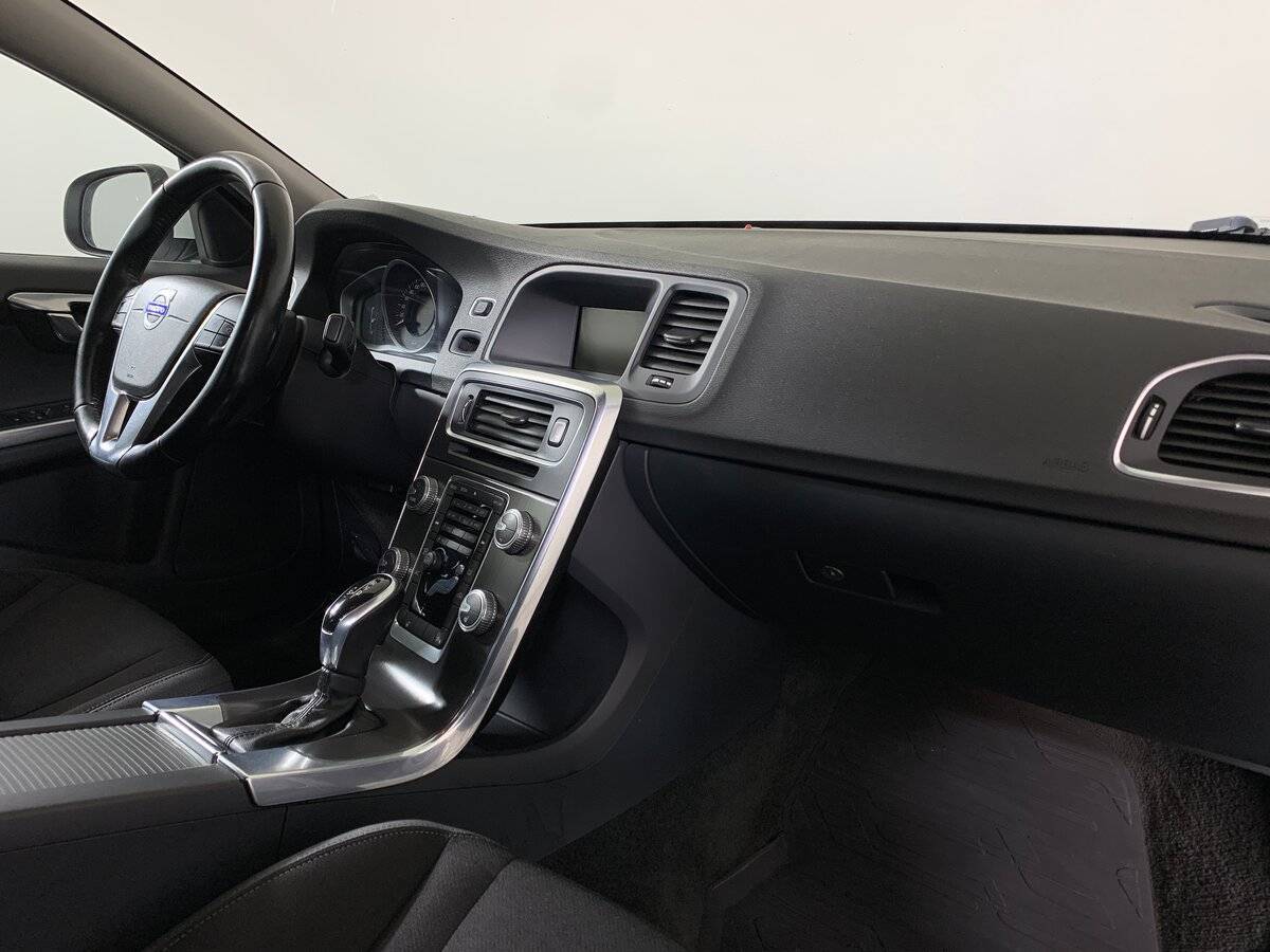 Volvo S60, 2014 Фото №13