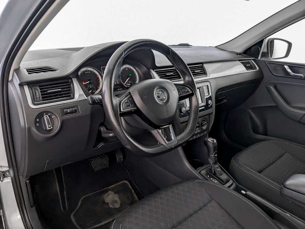 Skoda Rapid, 2016 Фото №13