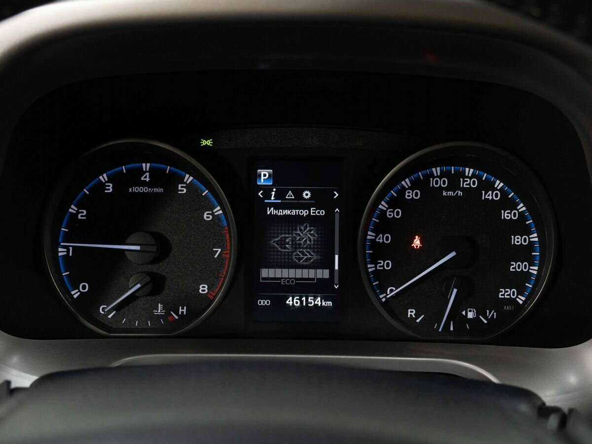 Toyota RAV4, 2018 Фото №12