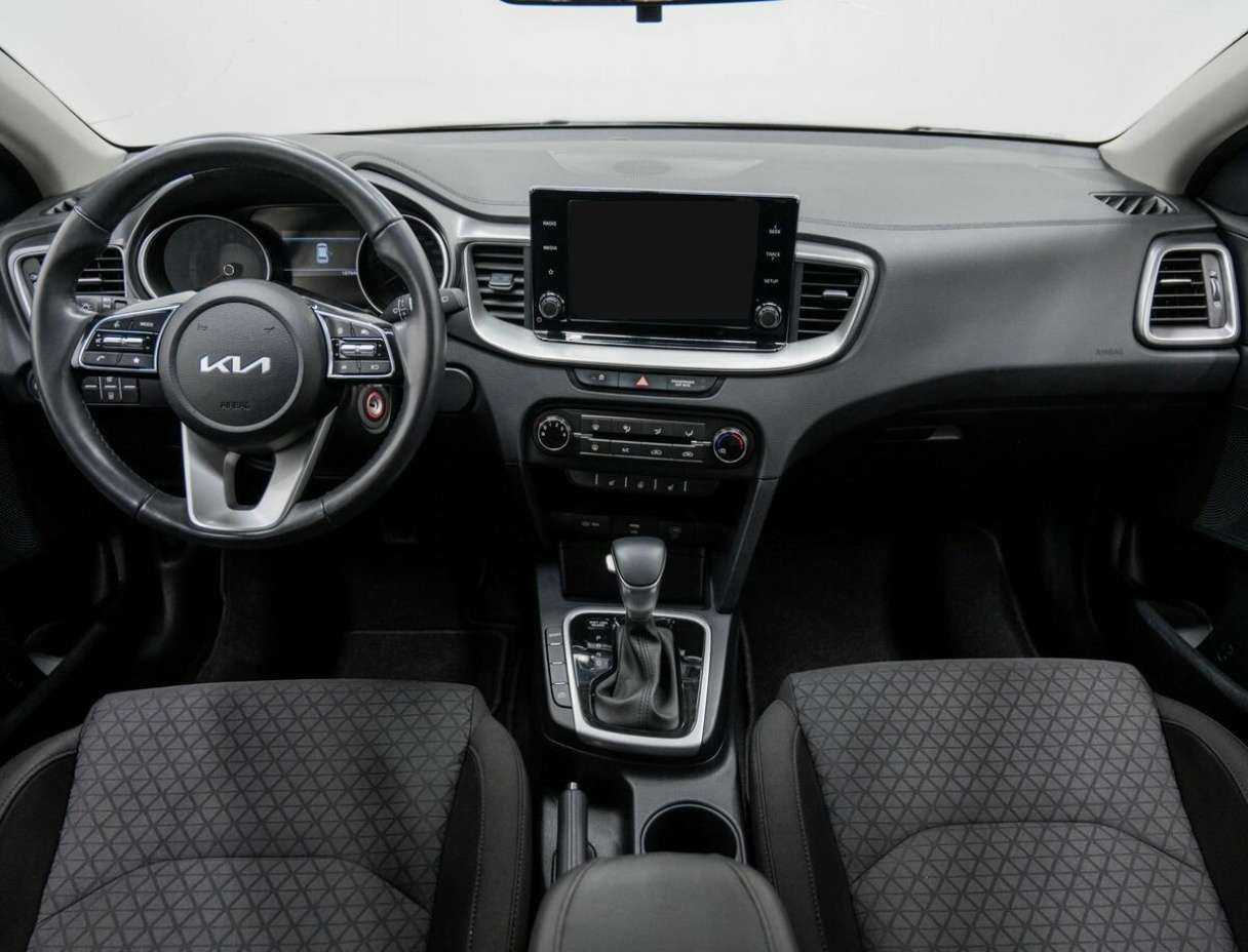 Kia Ceed, 2022 Фото №11