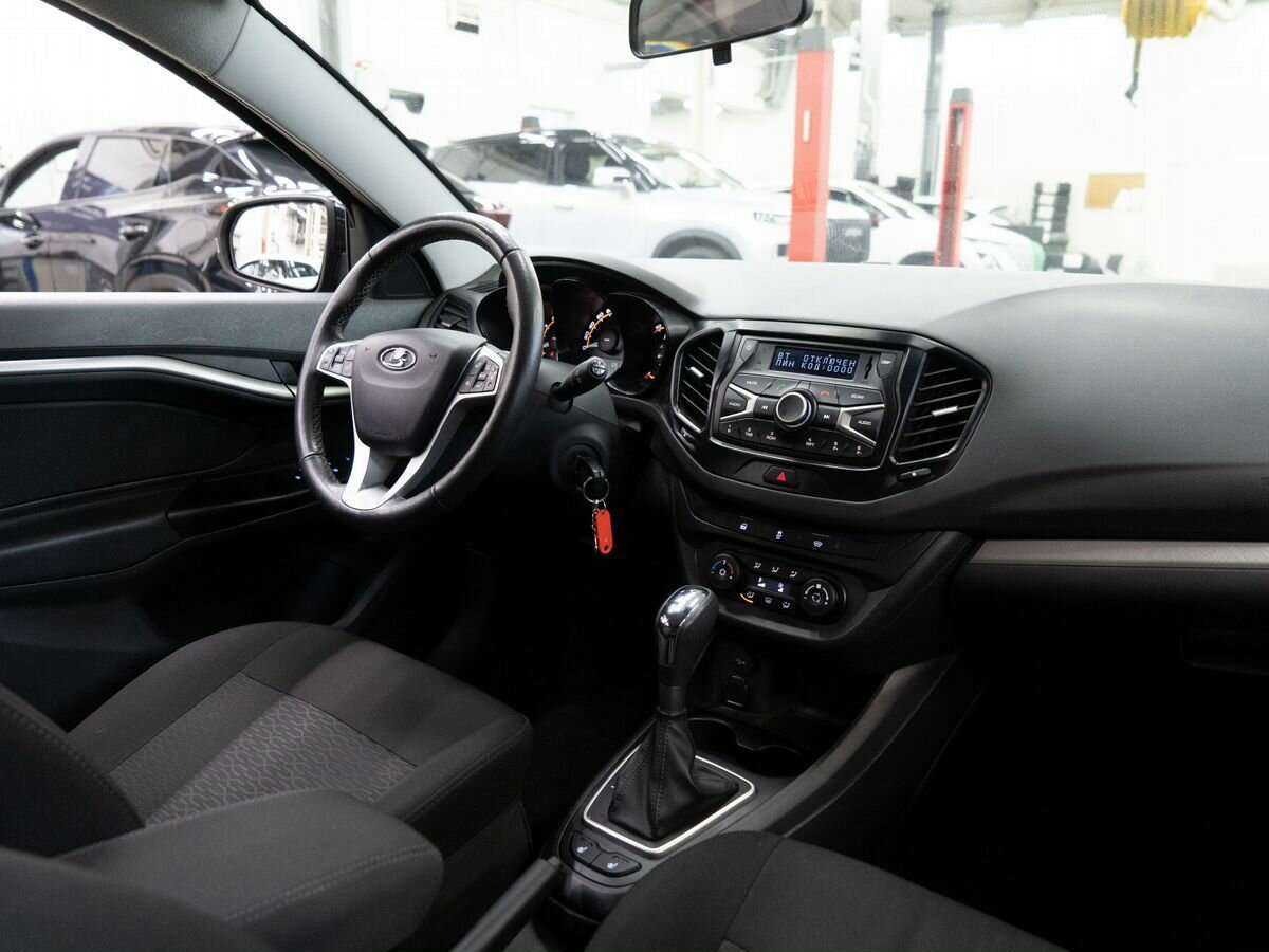 Lada (ВАЗ) Vesta SW, 2020 Фото №17