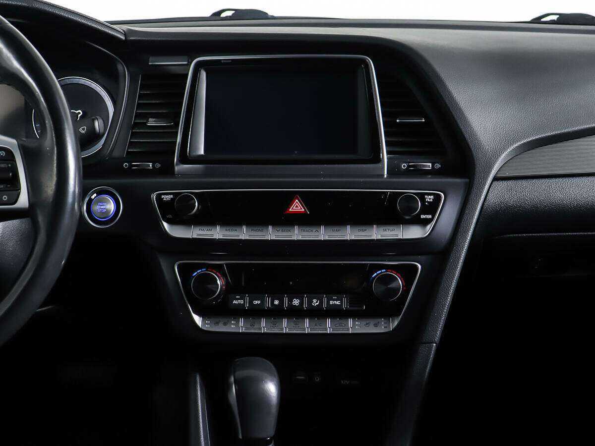 Hyundai Sonata, 2018 Фото №12