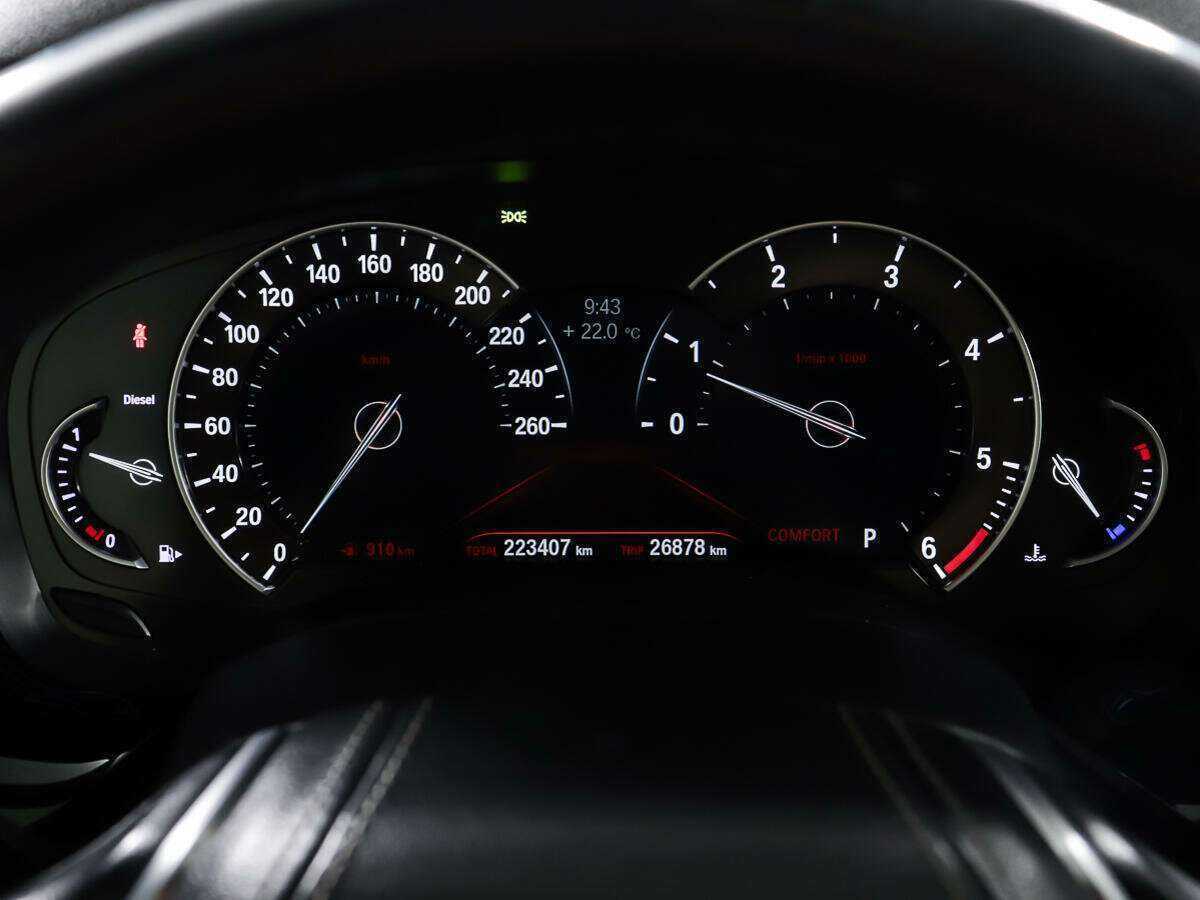 BMW 5 серии 520d, 2017 Фото №16