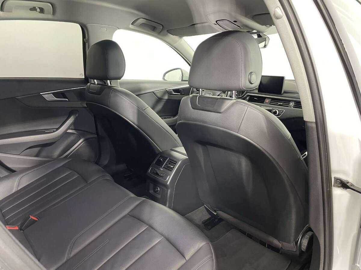 Audi A4, 2018 Фото №16