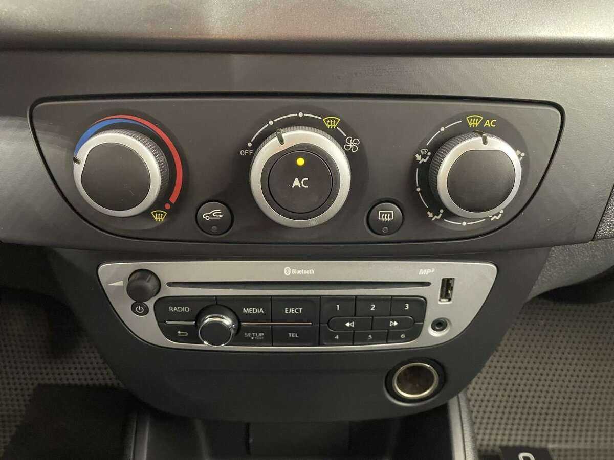 Renault Fluence, 2015 Фото №12