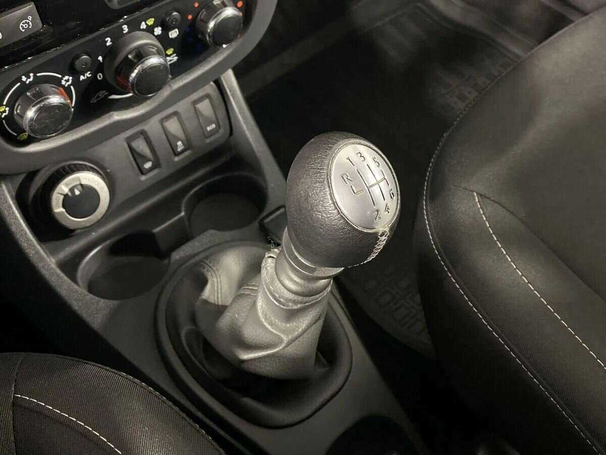 Renault Duster, 2020 Фото №12