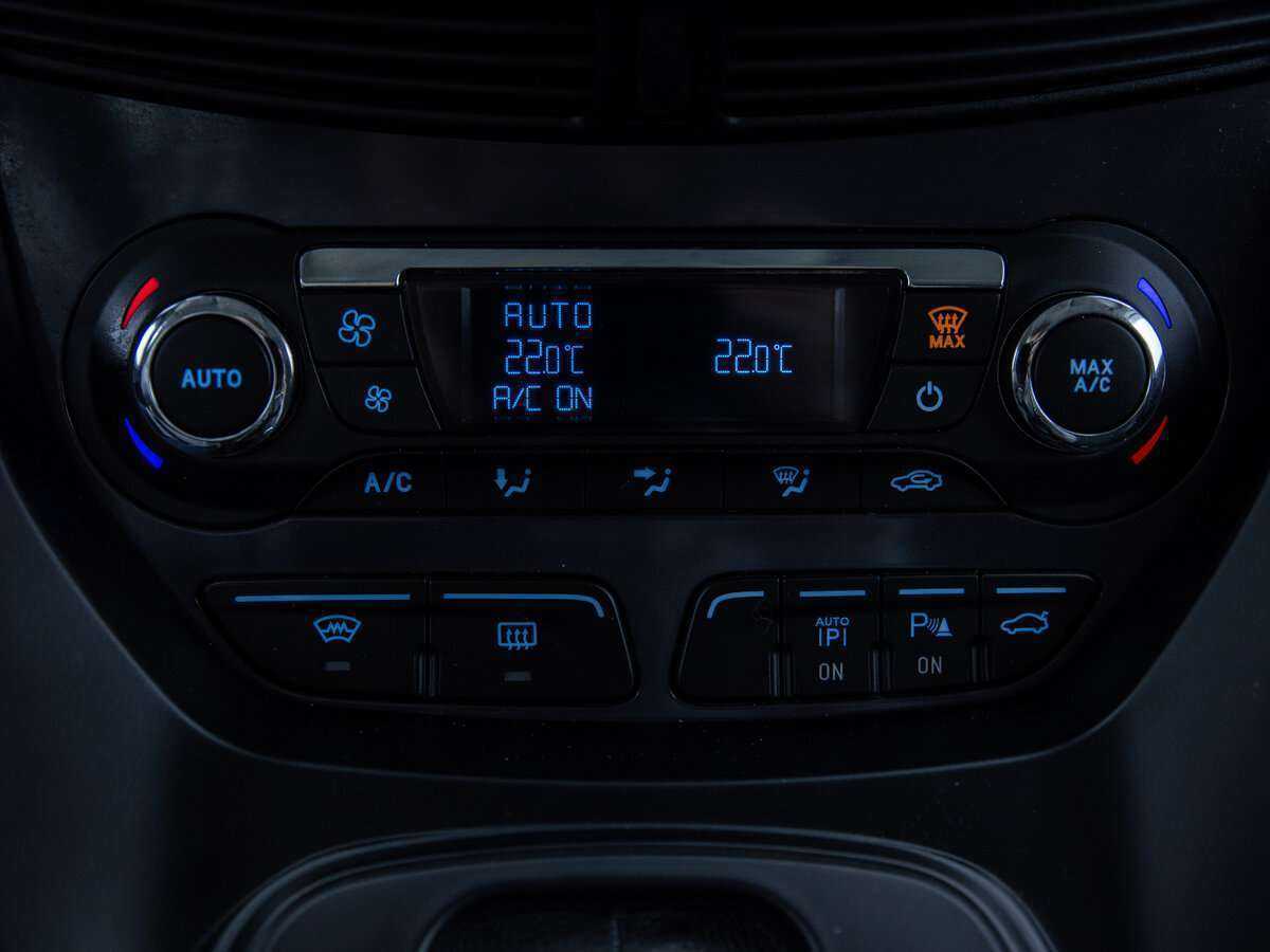 Ford Kuga, 2015 Фото №20