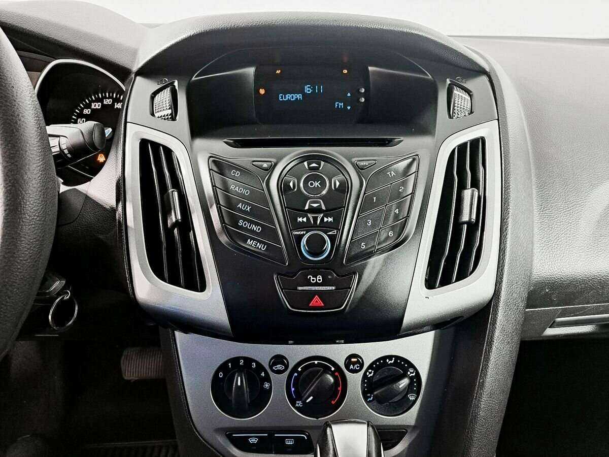 Ford Focus, 2013 Фото №15