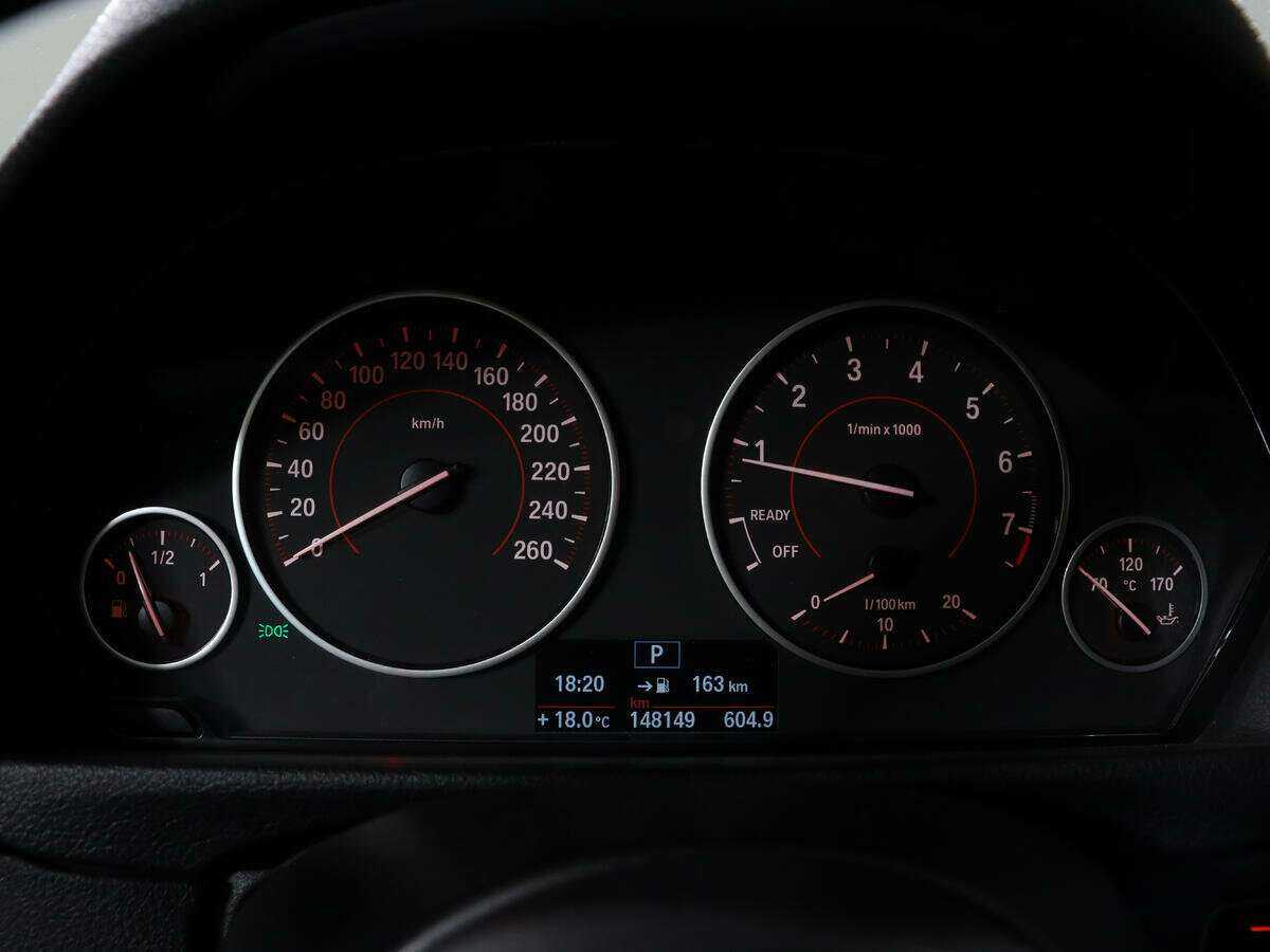 BMW 3 серии 320i xDrive, 2014 Фото №9