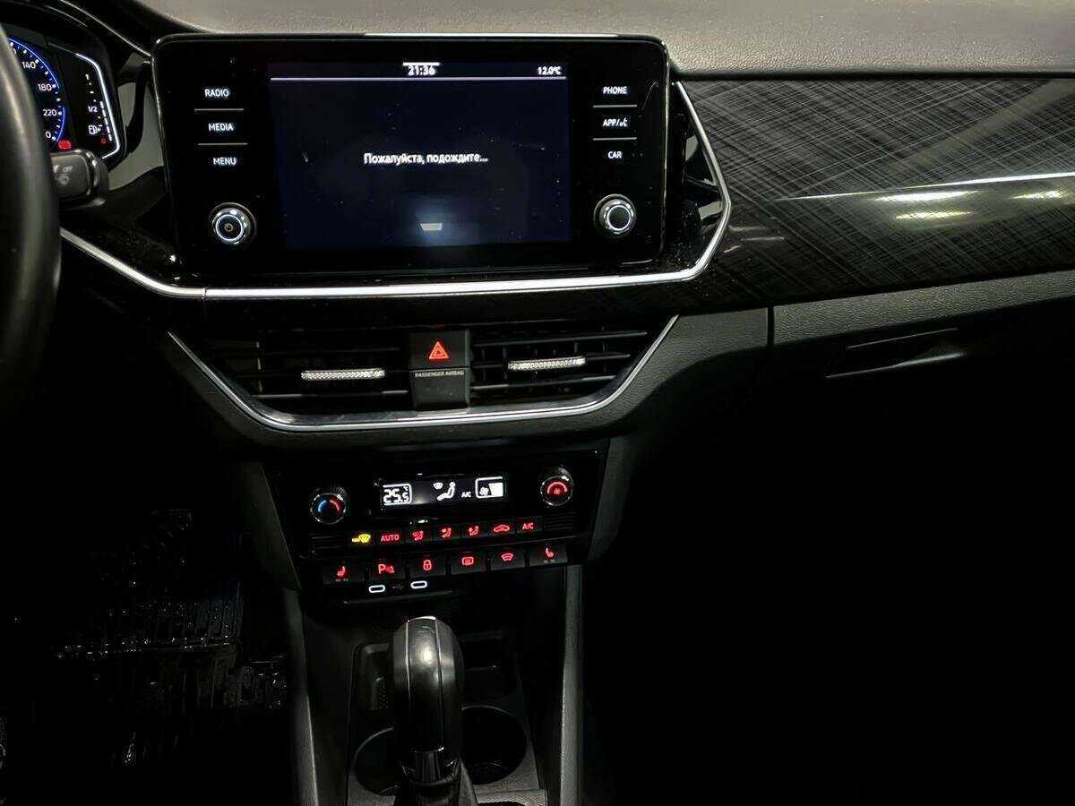 Volkswagen Polo, 2020 Фото №13