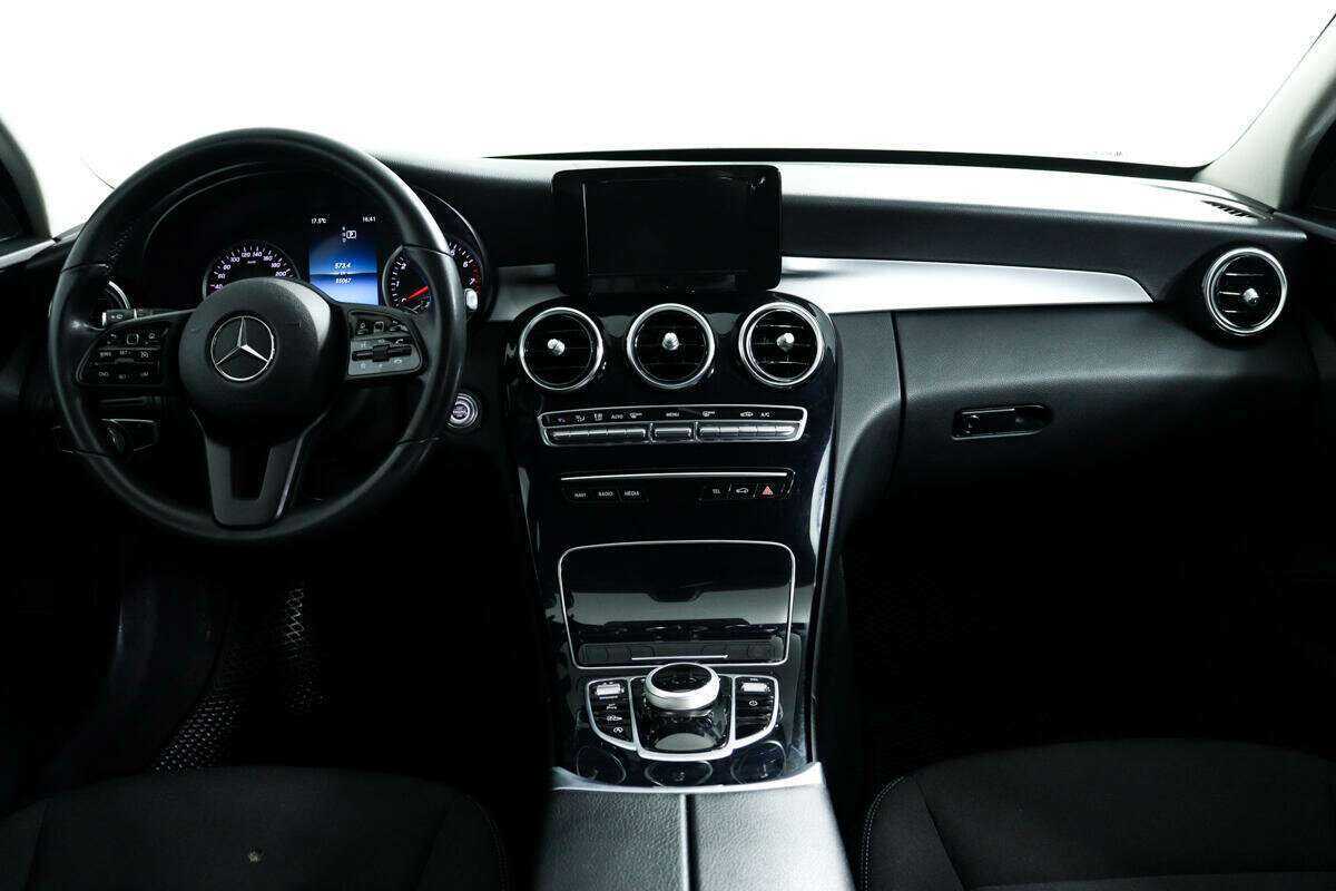Mercedes-Benz C-Класс 180, 2018 Фото №11
