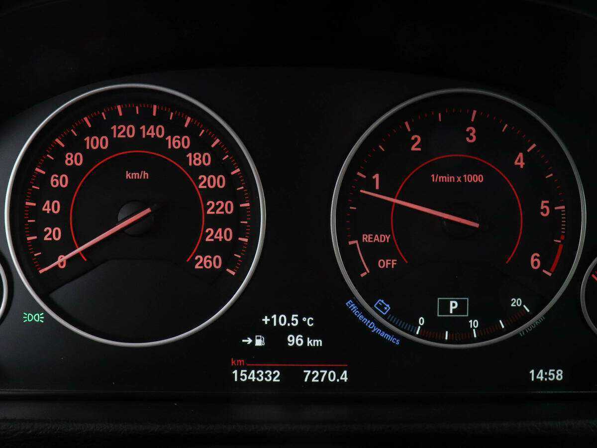 BMW 3 серии 320d xDrive, 2017 Фото №8