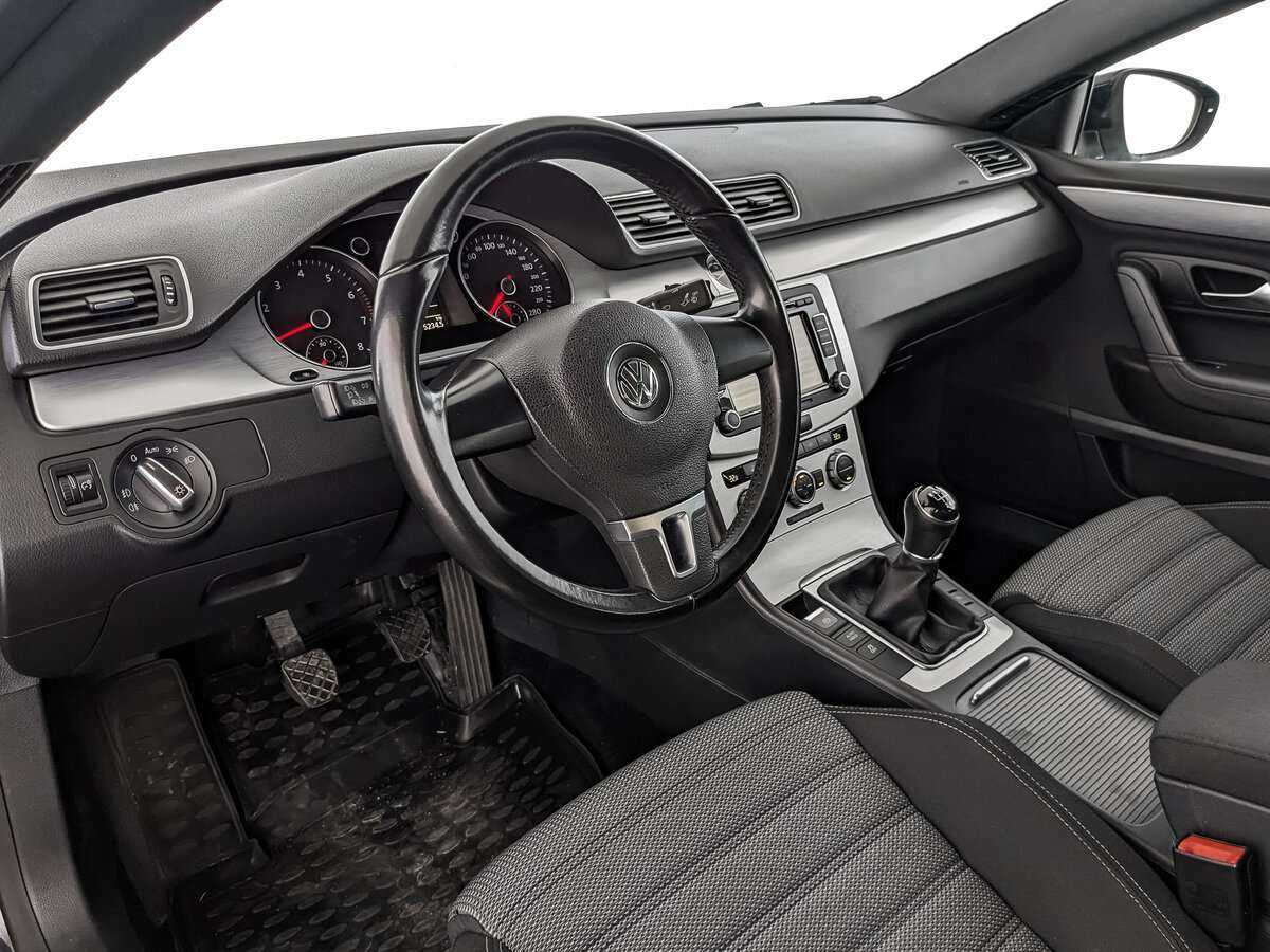Volkswagen Passat CC, 2012 Фото №11