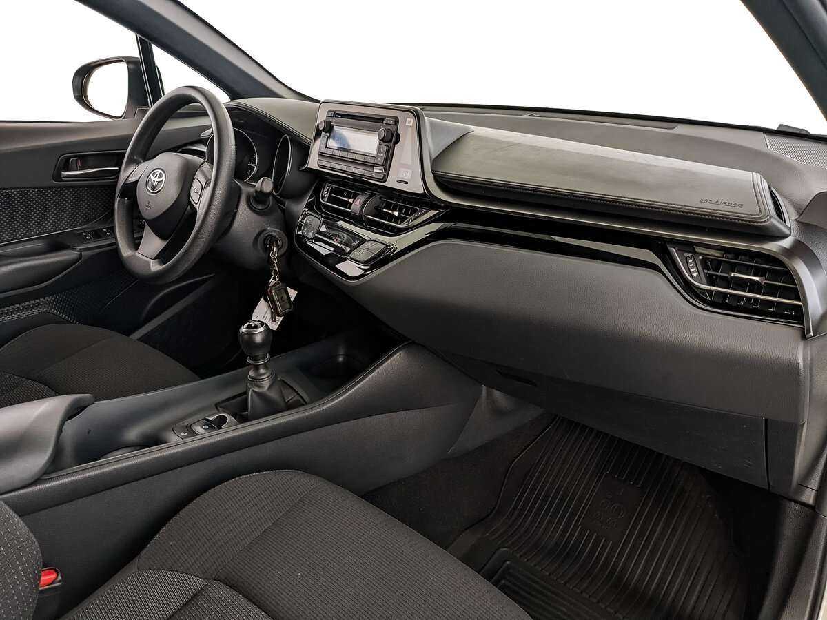 Toyota C-HR, 2019 - 36 982 км. | Фото №8