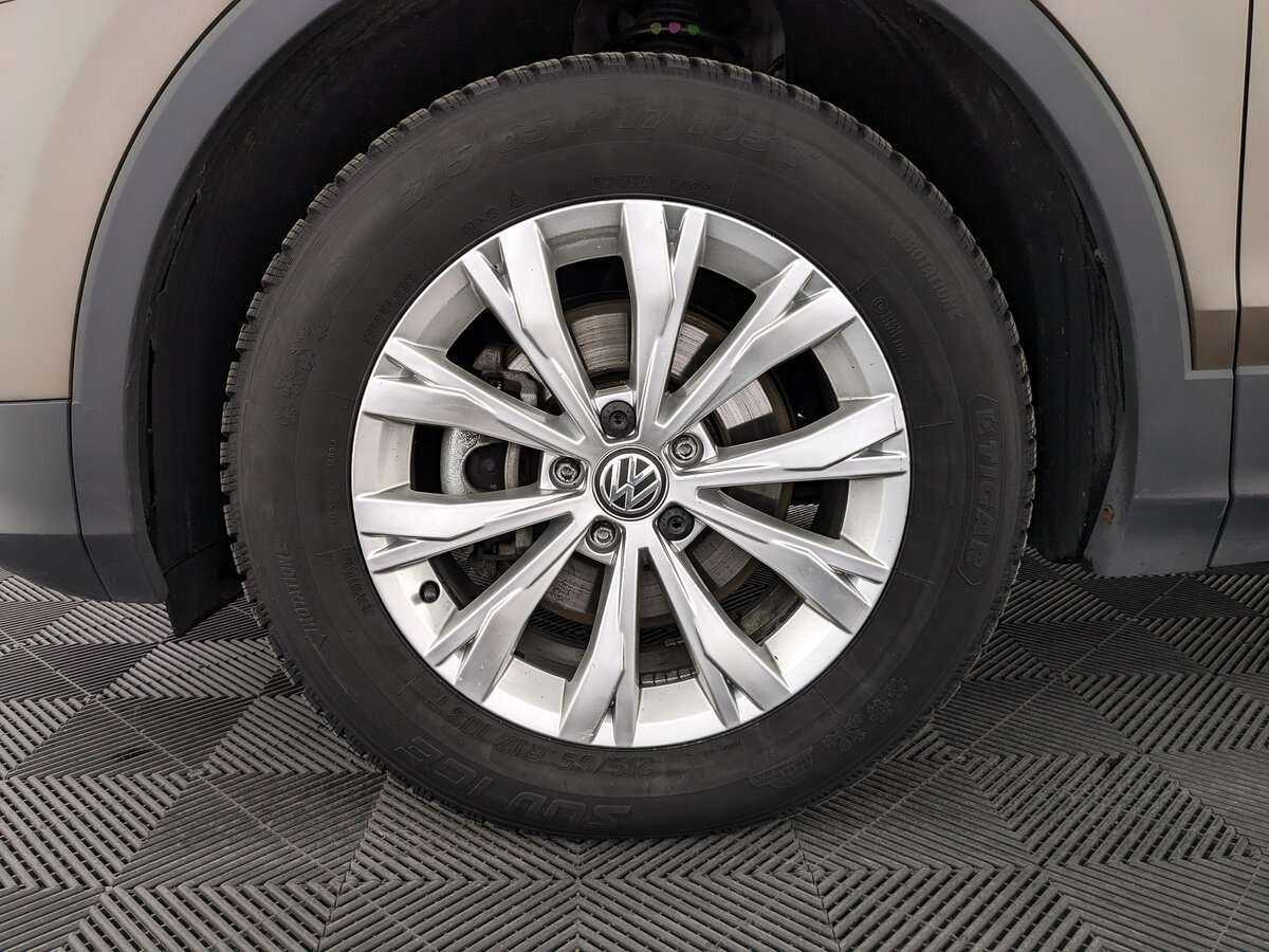 Volkswagen Tiguan, 2020 Фото №11