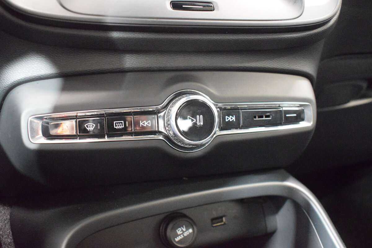 Volvo XC40, 2019 Фото №17