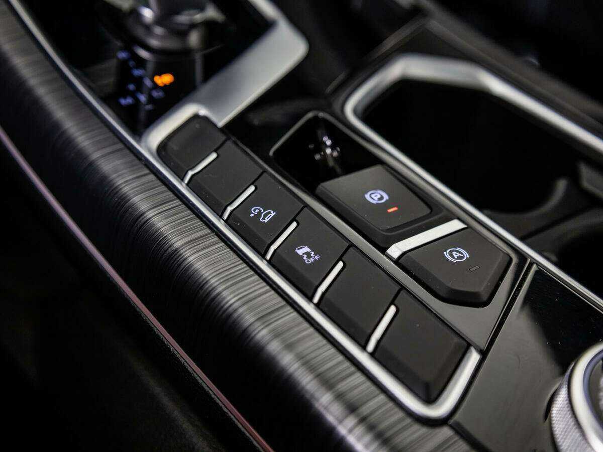 Geely Tugella, 2022 Фото №15