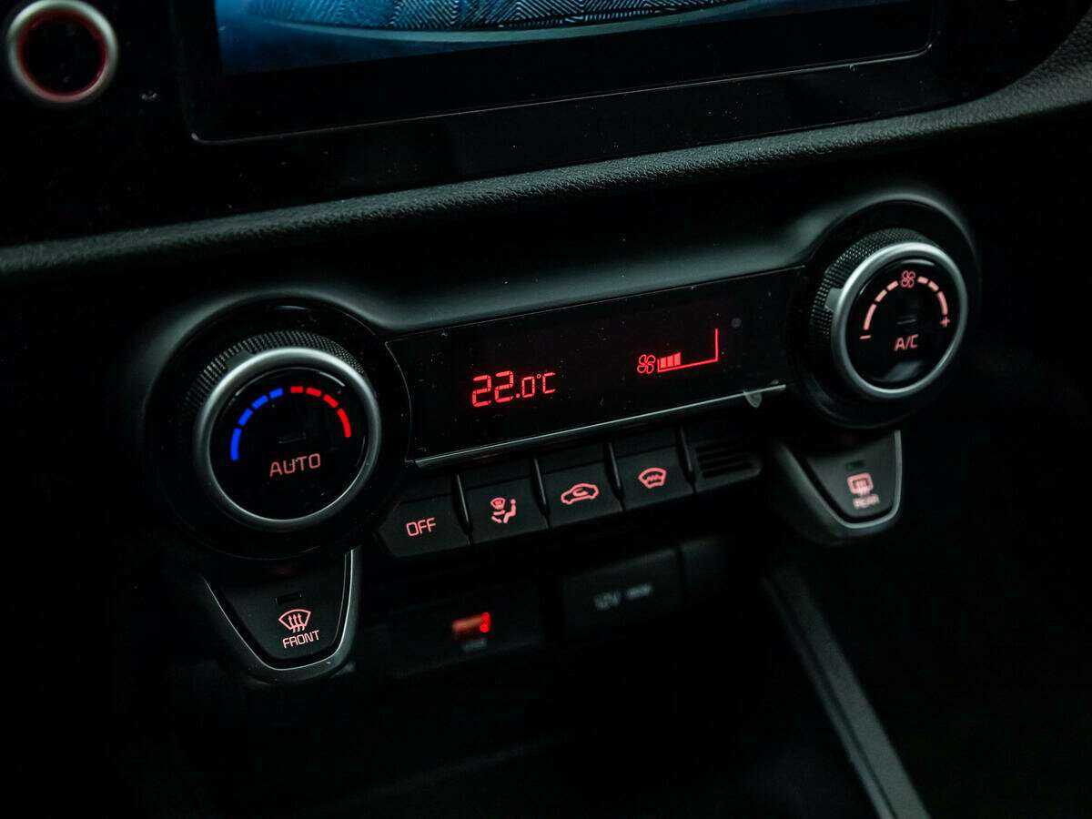 Kia Rio, 2021 Фото №16