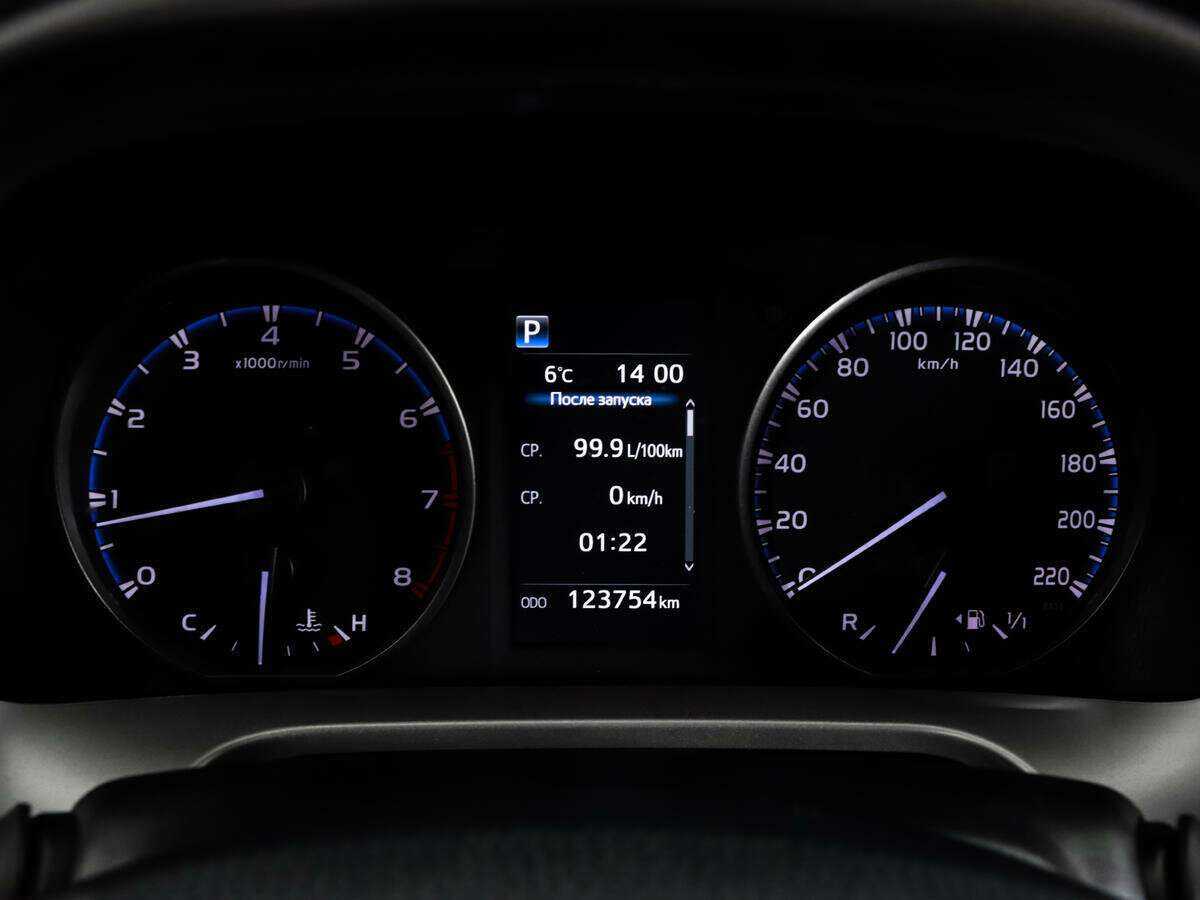 Toyota RAV4, 2017 Фото №17