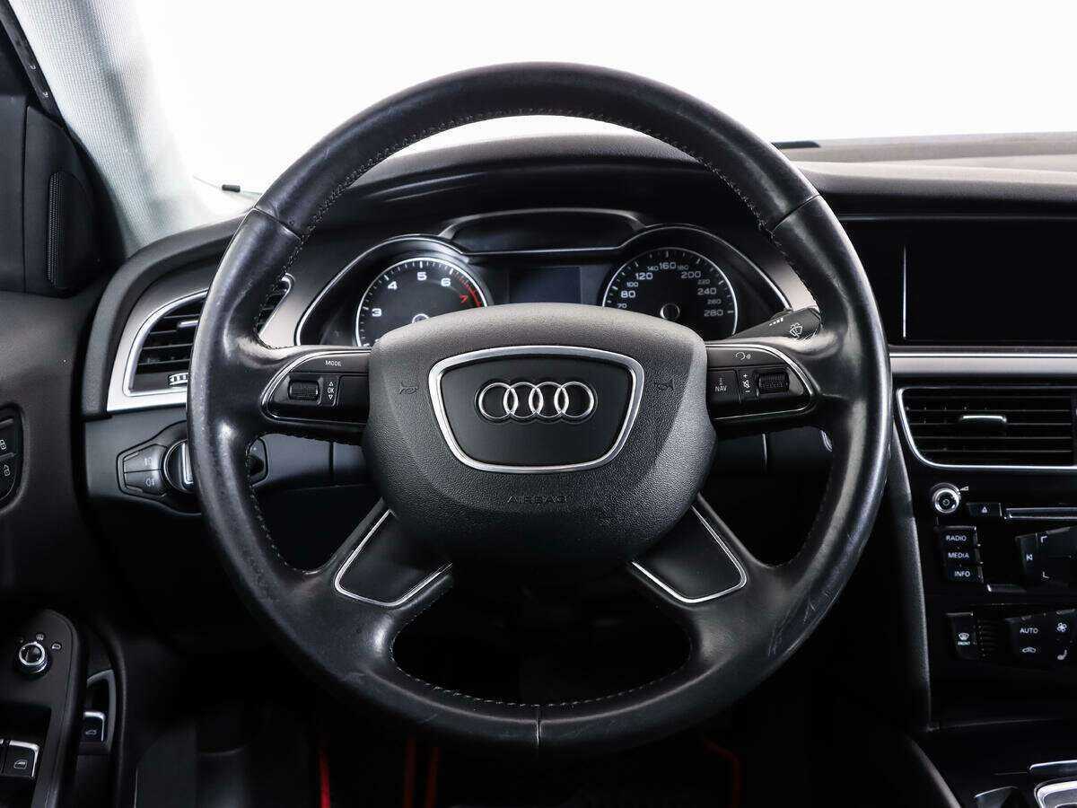 Audi A4, 2013 Фото №12