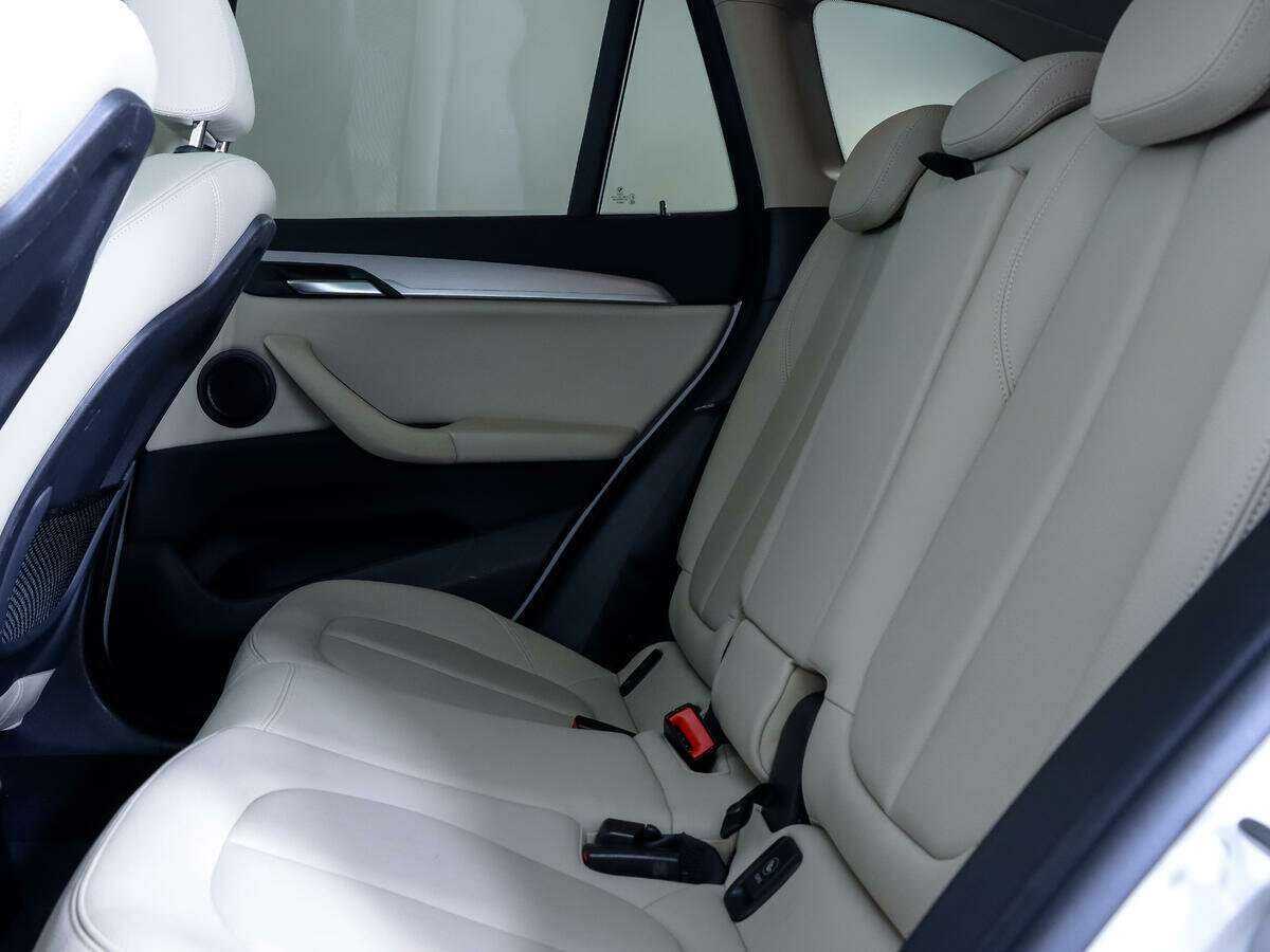 BMW X1 18d xDrive, 2019 Фото №11
