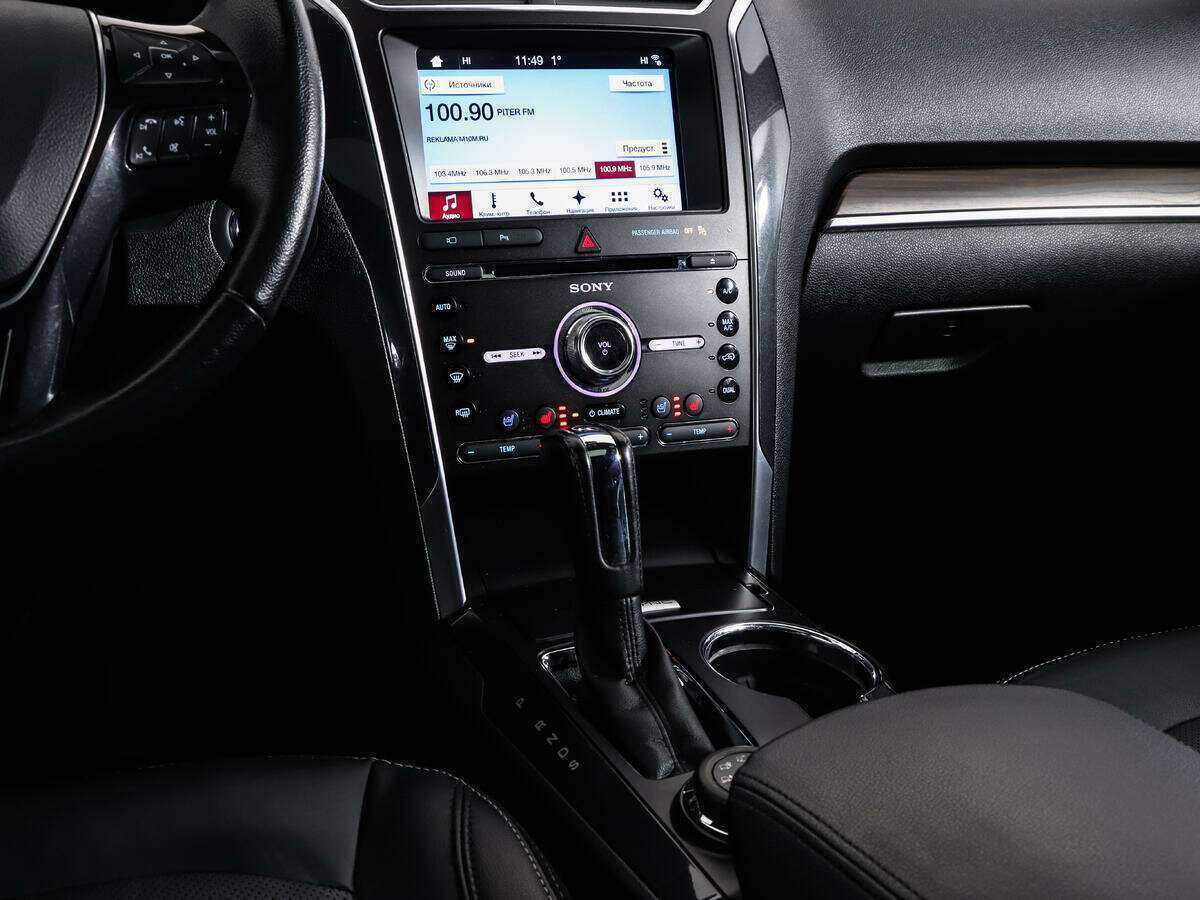 Ford Explorer, 2017 Фото №12