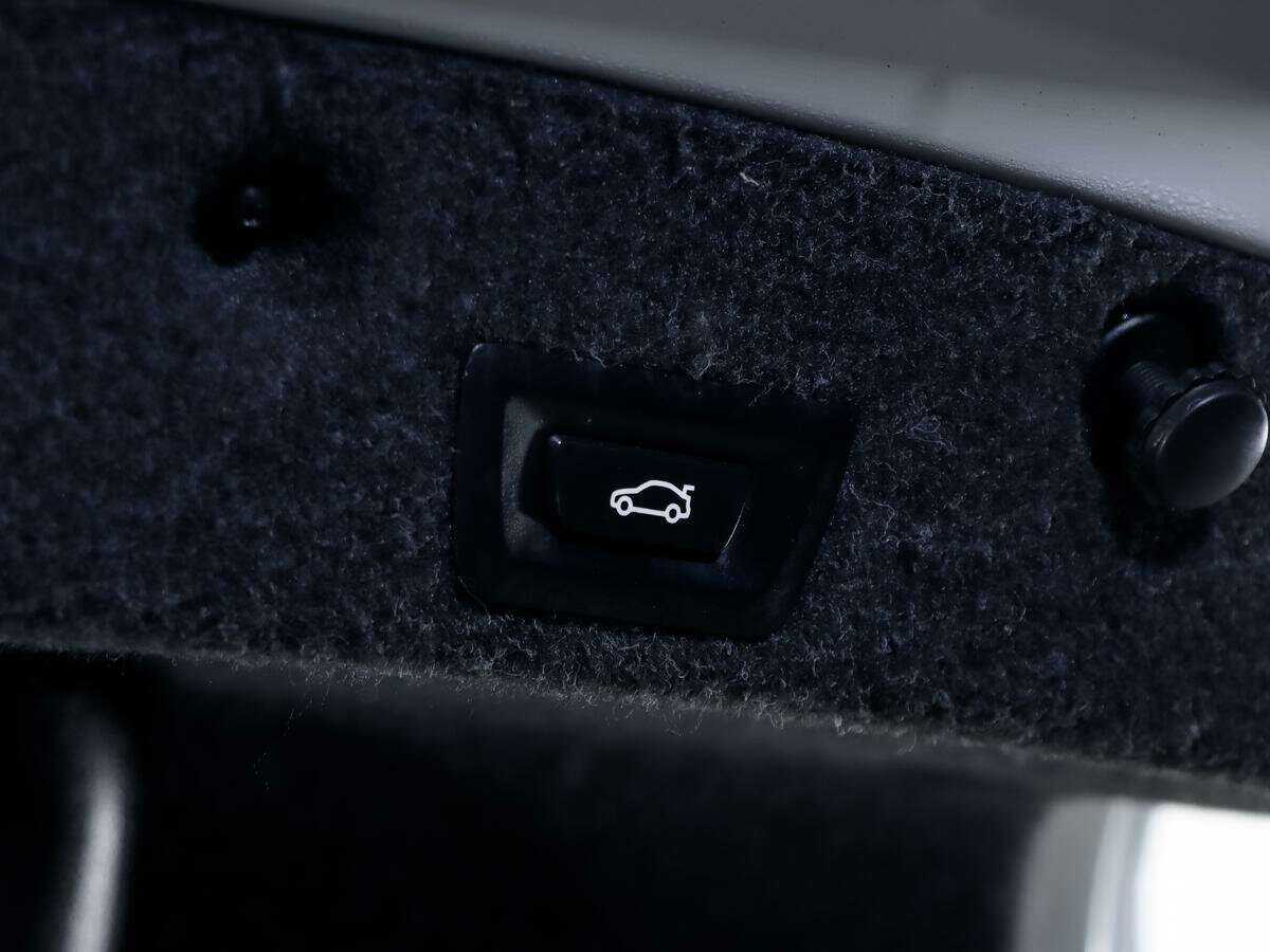 BMW 5 серии 530d xDrive, 2013 Фото №19