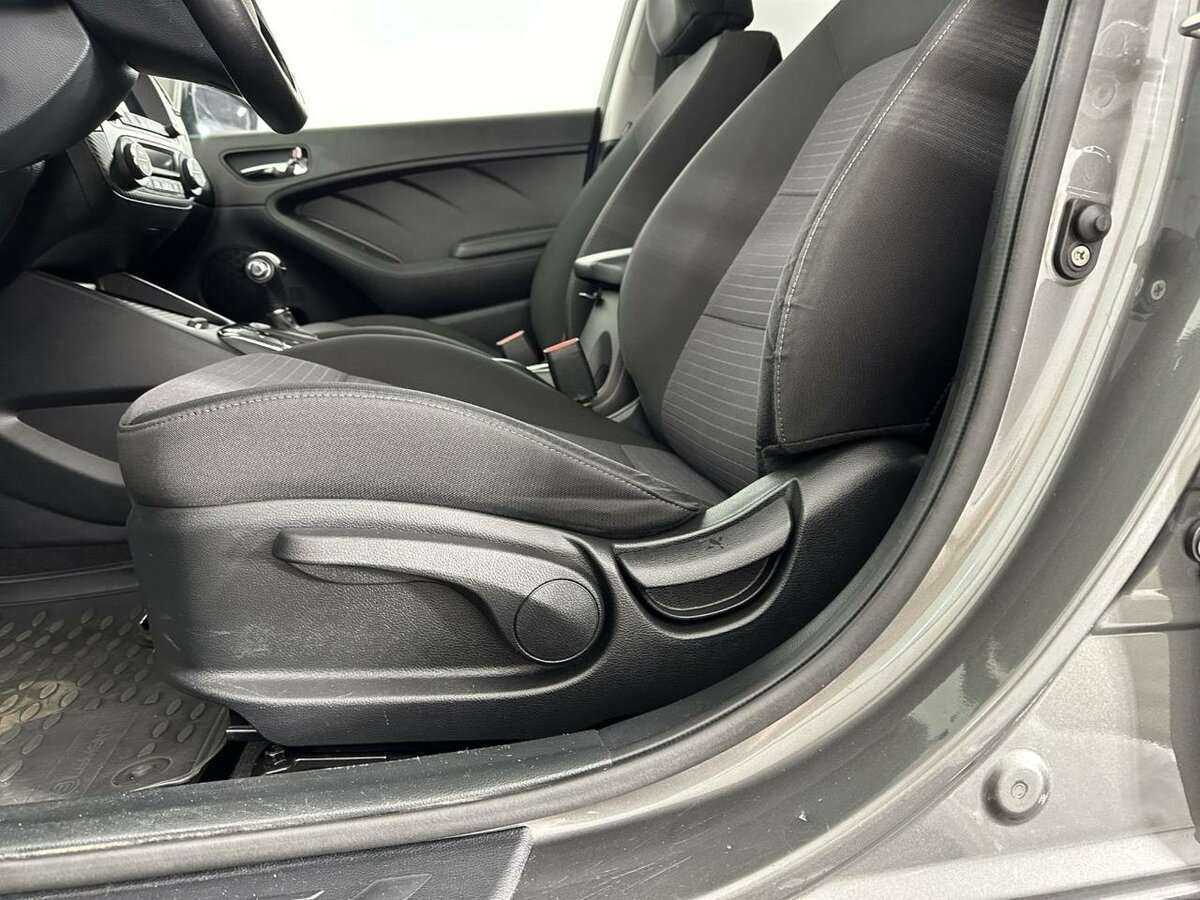 Kia Cerato, 2019 Фото №10