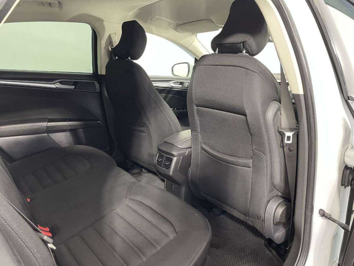 Ford Mondeo, 2015 Фото №17