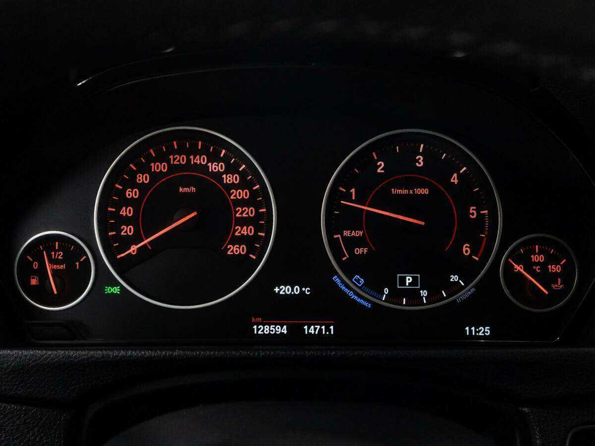 BMW 3 серии 320d xDrive, 2016 Фото №12